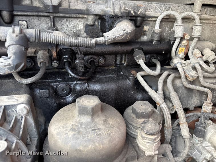 image for item FG1009 2017 Freightliner Cascadia 125 semi truck