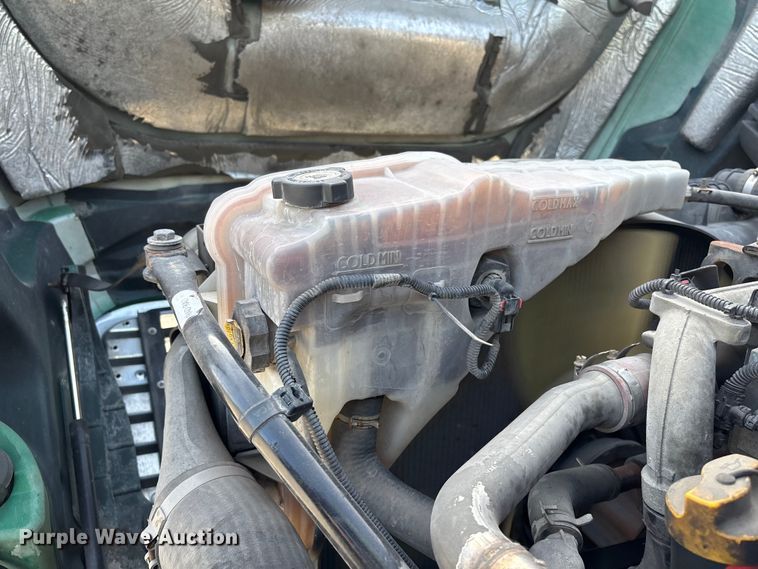 image for item FG1009 2017 Freightliner Cascadia 125 semi truck