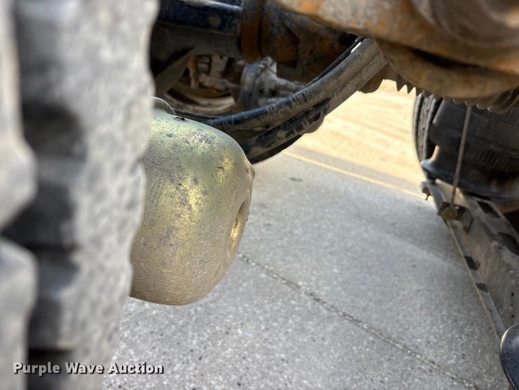 image for item FG1010 2016 Mack CXU semi truck