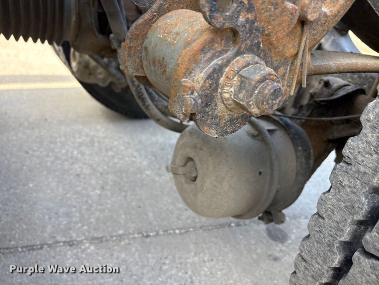 image for item FG1010 2016 Mack CXU semi truck