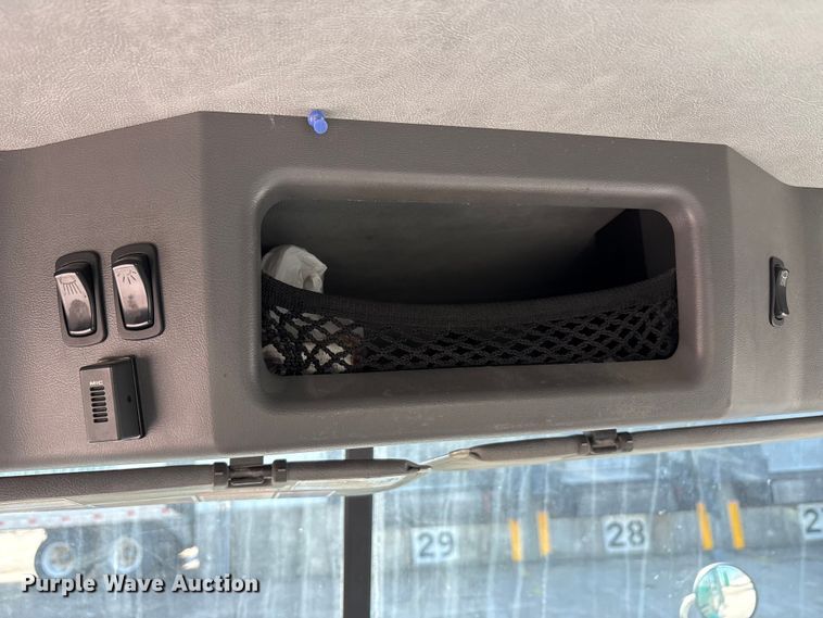 image for item FG1010 2016 Mack CXU semi truck