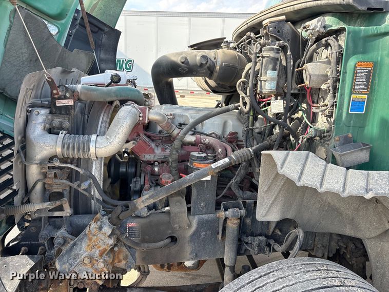 image for item FG1010 2016 Mack CXU semi truck