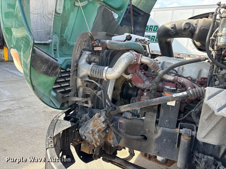 image for item FG1010 2016 Mack CXU semi truck