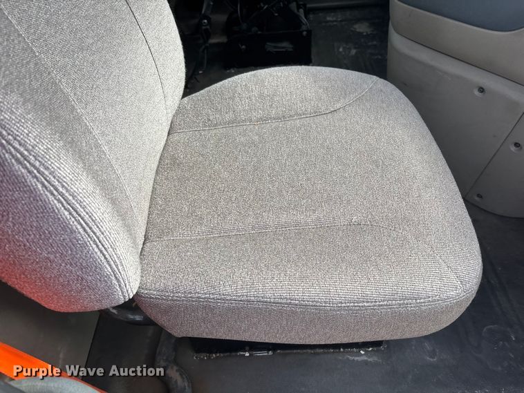 image for item FG1011 2017 Freightliner Cascadia 125 semi truck