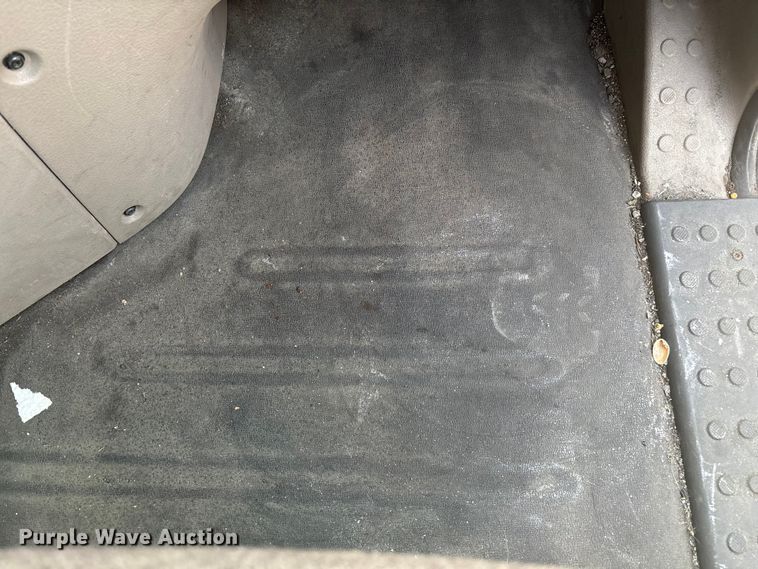 image for item FG1011 2017 Freightliner Cascadia 125 semi truck