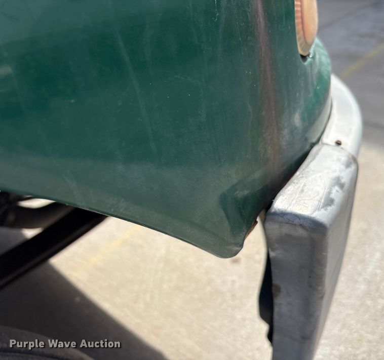 image for item FG1012 2016 Mack CXU613 semi truck