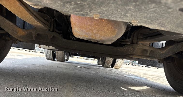 image for item FG1012 2016 Mack CXU613 semi truck