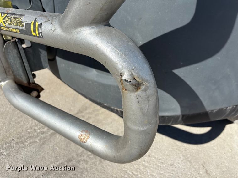 image for item FG1013 2017 Freightliner Cascadia 125 semi truck