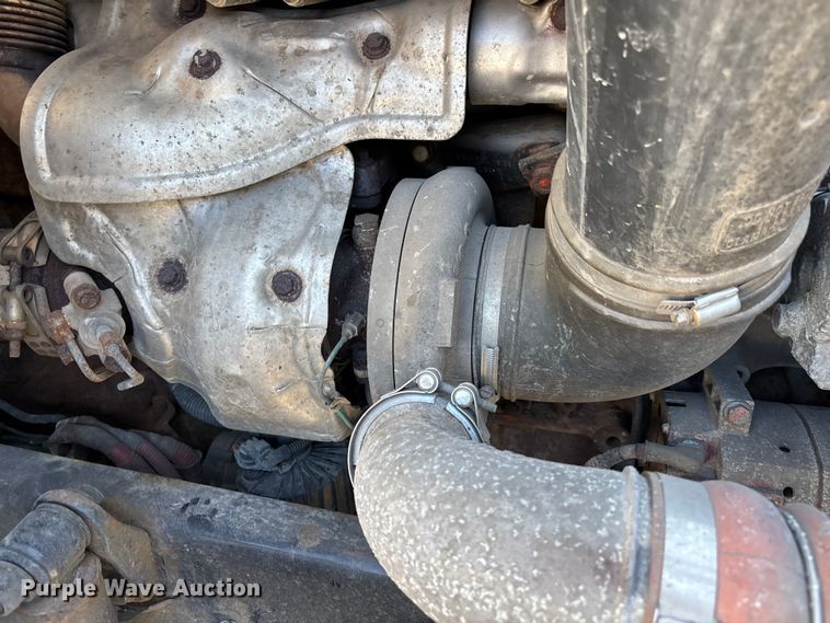 image for item FG1013 2017 Freightliner Cascadia 125 semi truck