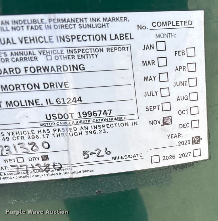 image for item FG1014 2016 Mack CXU613 semi truck