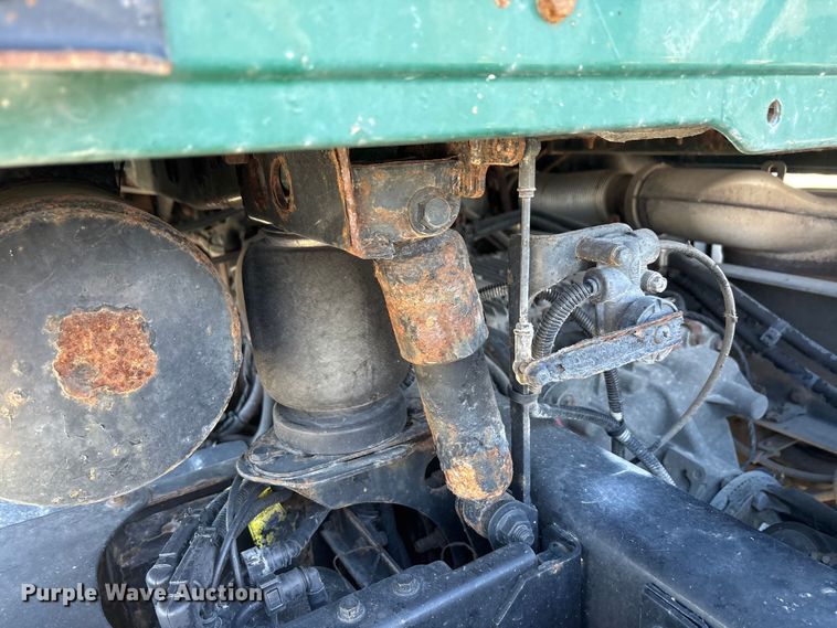 image for item FG1015 2016 Mack CXU613 semi truck