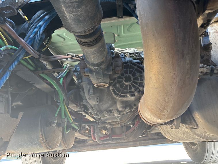 image for item FG1016 2017 Freightliner Cascadia 125 semi truck