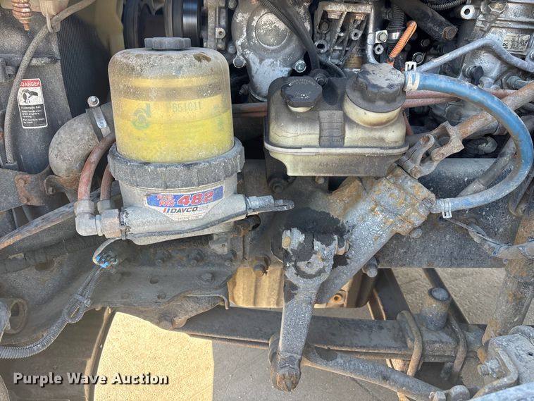 image for item FG1016 2017 Freightliner Cascadia 125 semi truck