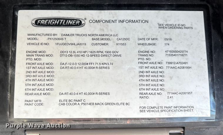 image for item FG1016 2017 Freightliner Cascadia 125 semi truck