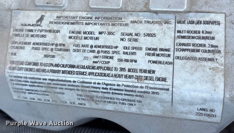 image for item FG1017 2016 Mack CXU613 semi truck