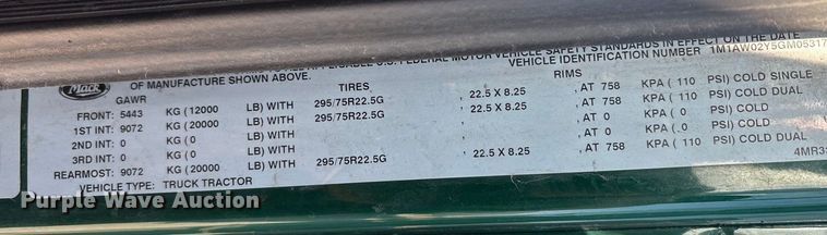 image for item FG1017 2016 Mack CXU613 semi truck