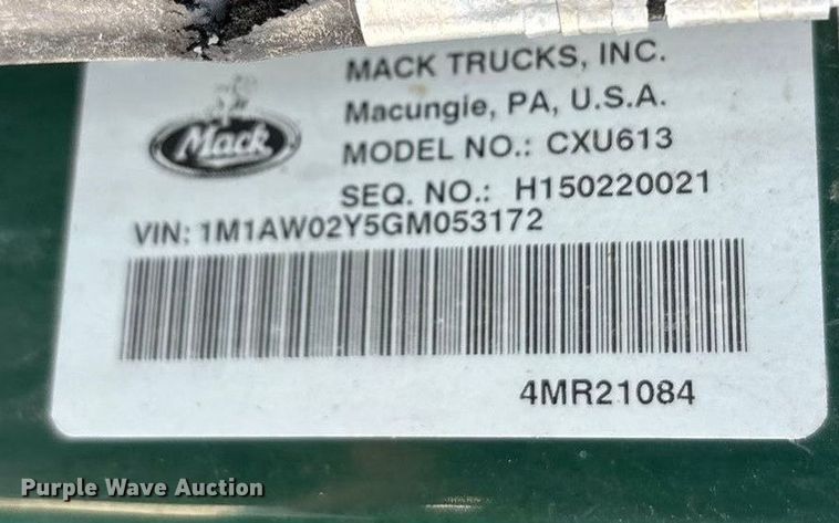 image for item FG1017 2016 Mack CXU613 semi truck