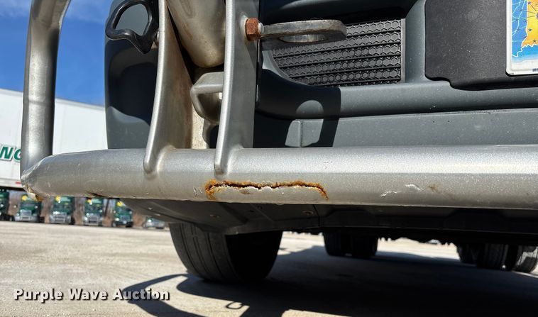 image for item FG1018 2017 Freightliner Cascadia 125 semi truck