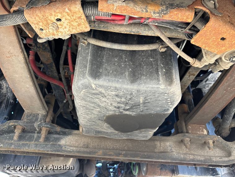 image for item FG1018 2017 Freightliner Cascadia 125 semi truck