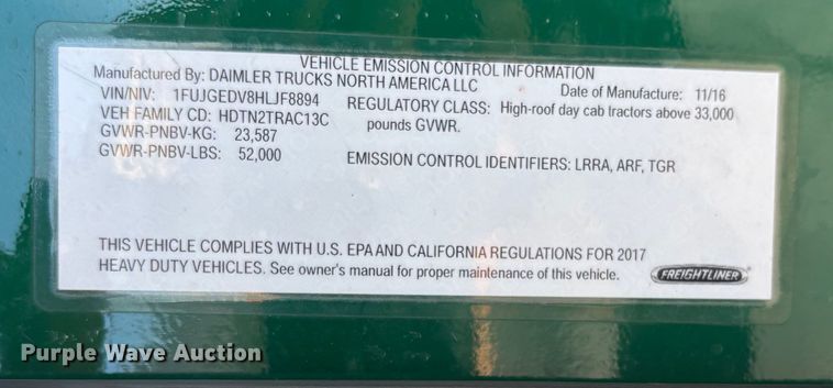 image for item FG1018 2017 Freightliner Cascadia 125 semi truck