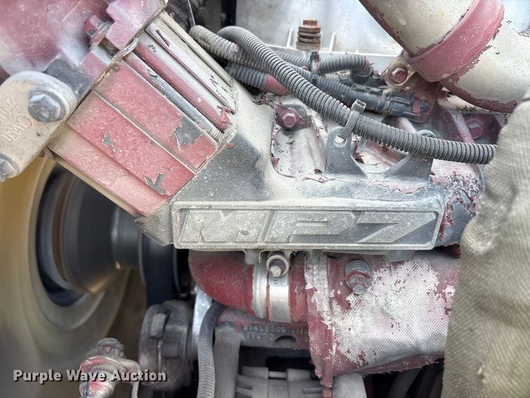 image for item FG1019 2016 Mack CXU613 semi truck