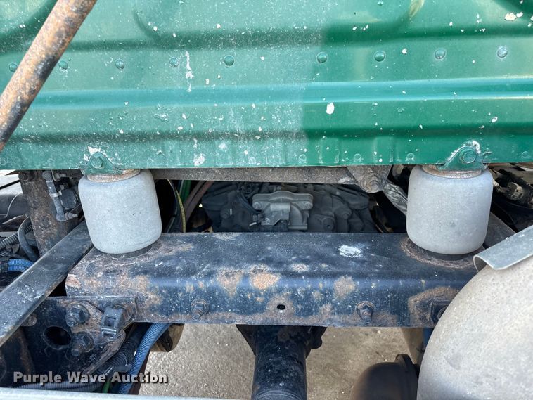 image for item FG1020 2017 Freightliner Cascadia 125 semi truck