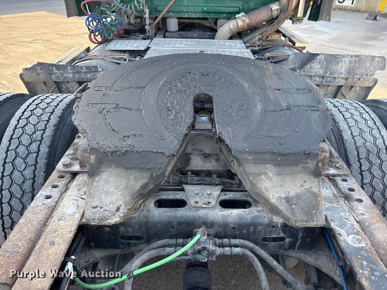 image for item FG1020 2017 Freightliner Cascadia 125 semi truck