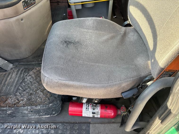 image for item FG1020 2017 Freightliner Cascadia 125 semi truck