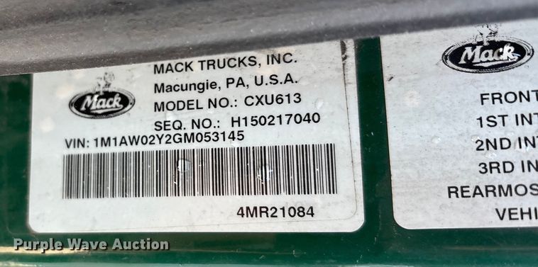 image for item FG1021 2016 Mack CXU613 semi truck