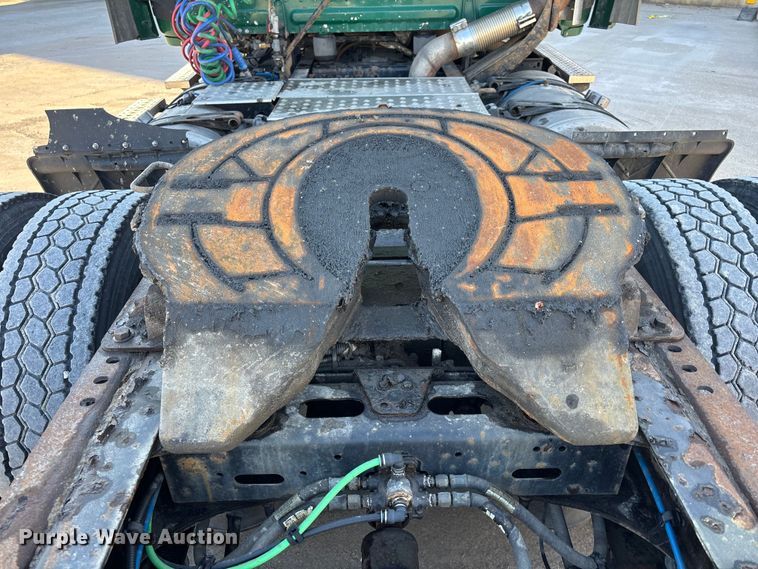 image for item FG1022 2017 Freightliner Cascadia 125 semi truck