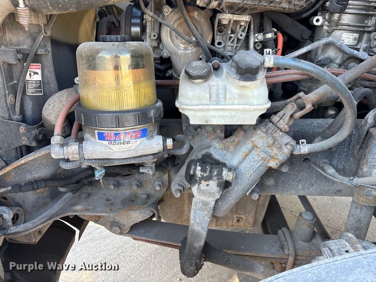 image for item FG1022 2017 Freightliner Cascadia 125 semi truck