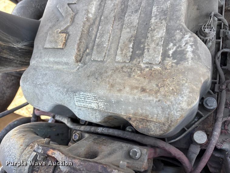 image for item FG1023 2016 Mack CXU613 semi truck