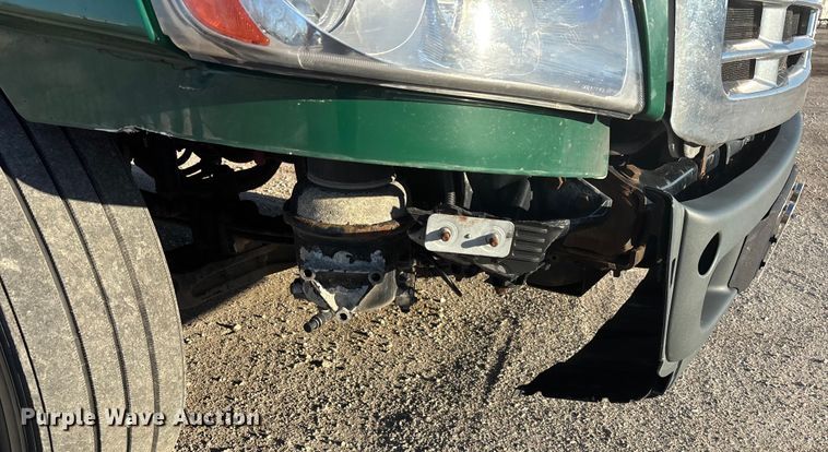 image for item FG1024 2017 Freightliner Cascadia 125 semi truck