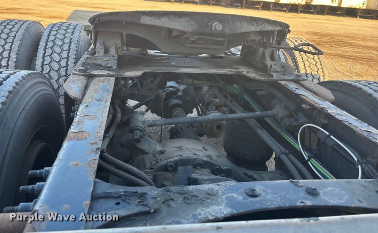 image for item FG1024 2017 Freightliner Cascadia 125 semi truck