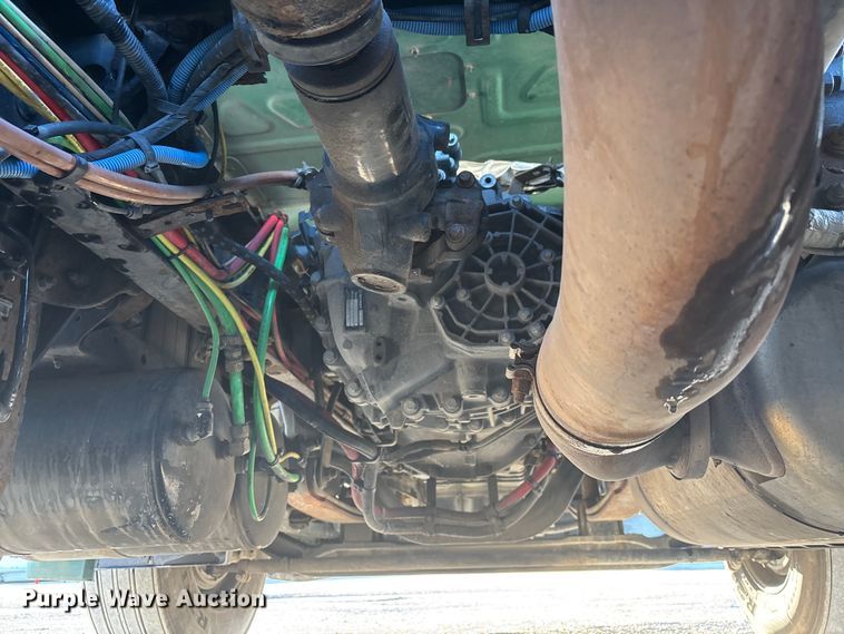 image for item FG1024 2017 Freightliner Cascadia 125 semi truck