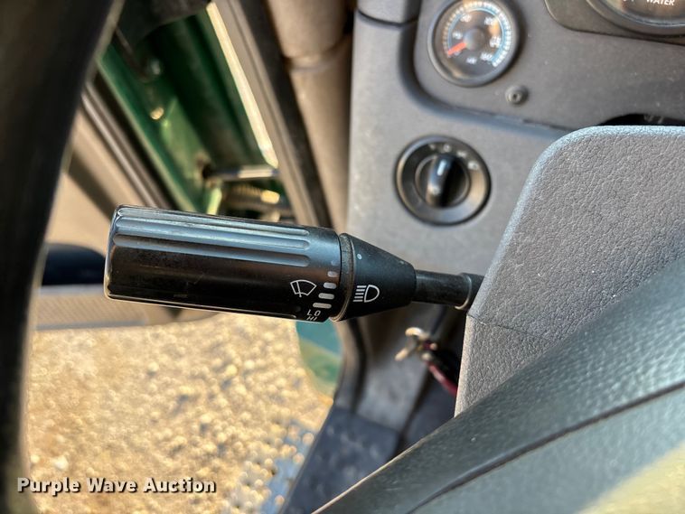 image for item FG1024 2017 Freightliner Cascadia 125 semi truck