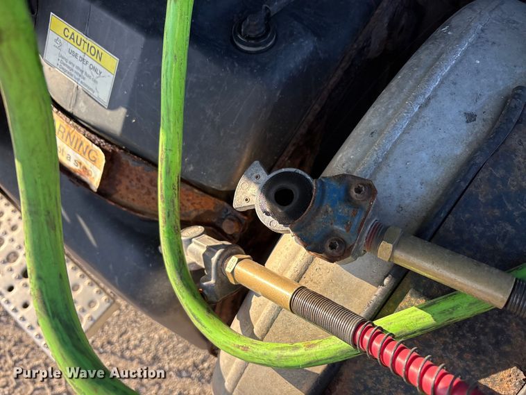 image for item FG1025 2017 Freightliner Cascadia 125 semi truck