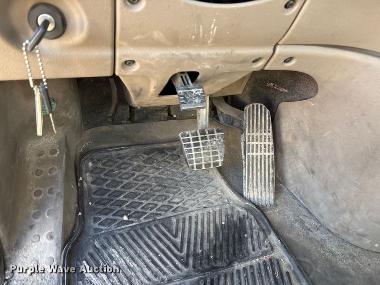 image for item FG1025 2017 Freightliner Cascadia 125 semi truck