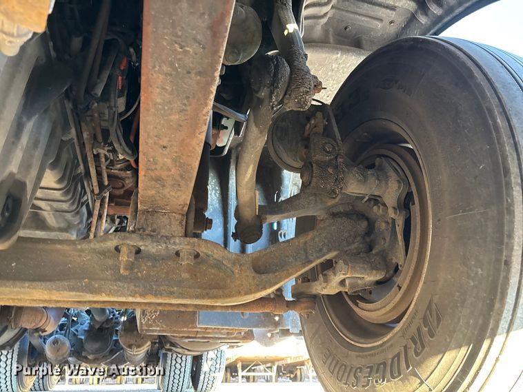 image for item FG1027 2017 Freightliner Cascadia 125 semi truck