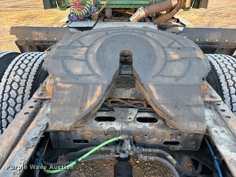 image for item FG1027 2017 Freightliner Cascadia 125 semi truck