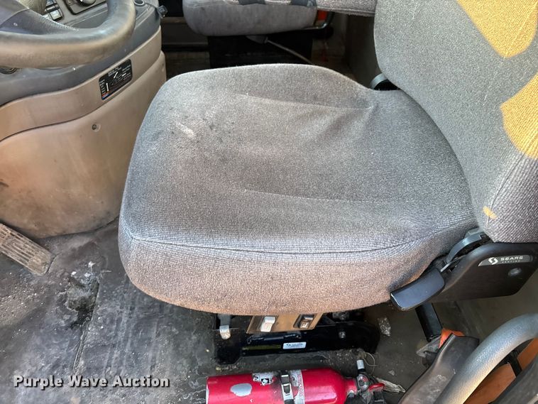 image for item FG1027 2017 Freightliner Cascadia 125 semi truck