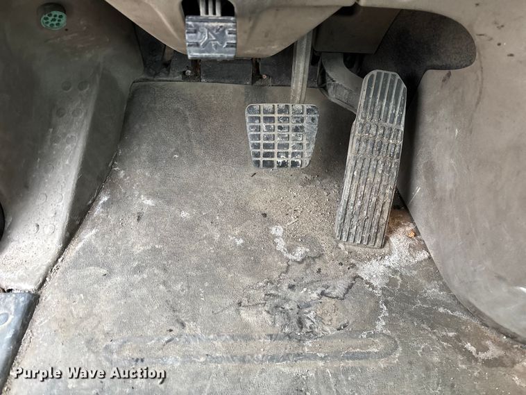 image for item FG1028 2017 Freightliner Cascadia 125 semi truck