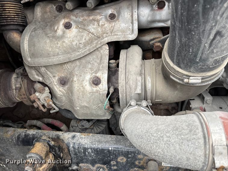 image for item FG1028 2017 Freightliner Cascadia 125 semi truck