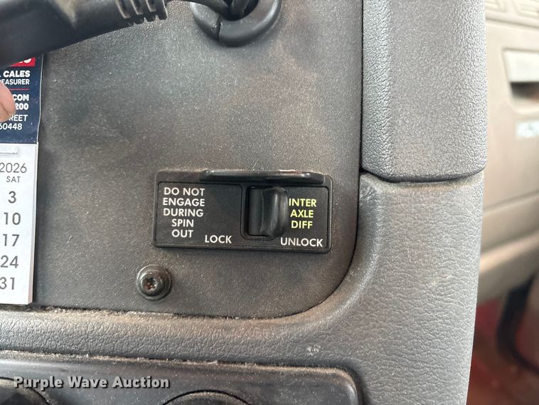 image for item FG1029 2017 Freightliner Cascadia 125 semi truck