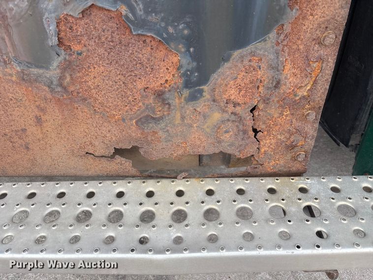 image for item FG1030 2017 Freightliner Cascadia 125 semi truck