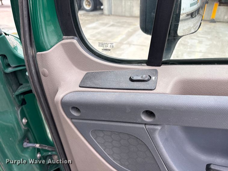 image for item FG1031 2017 Freightliner Cascadia 125 semi truck