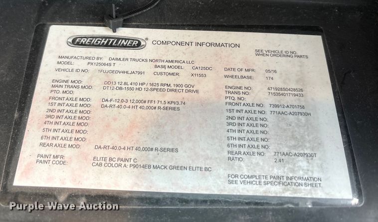 image for item FG1031 2017 Freightliner Cascadia 125 semi truck