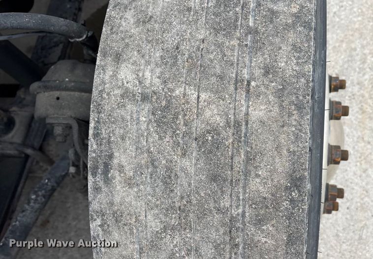 image for item FG1031 2017 Freightliner Cascadia 125 semi truck