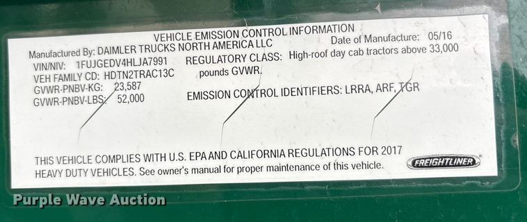 image for item FG1031 2017 Freightliner Cascadia 125 semi truck