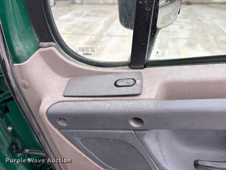 image for item FG1032 2017 Freightliner Cascadia 125 semi truck